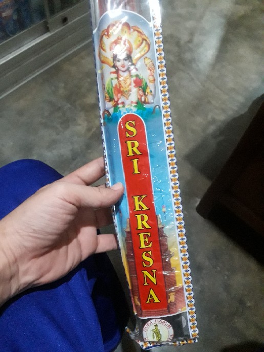 Dupa / Hio Wangi Harum Sri Kresna 39 Cm Darshan Hitam