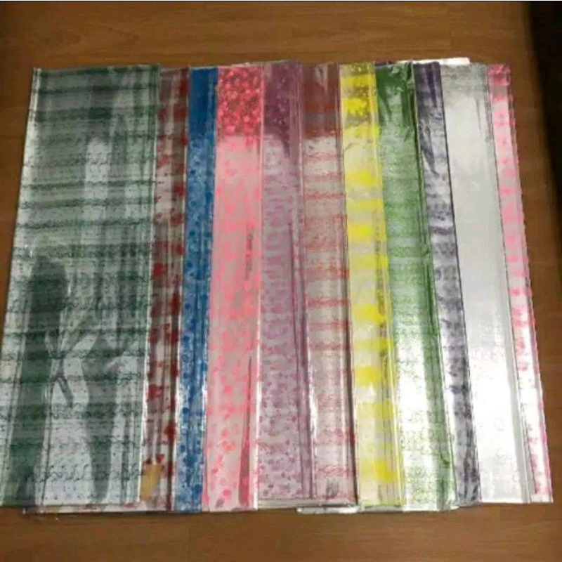 Plastik Parcel / Plastik lembaran / Plastik hantaran / plastik kado kaca 70x80 cm  isi 10 pcs