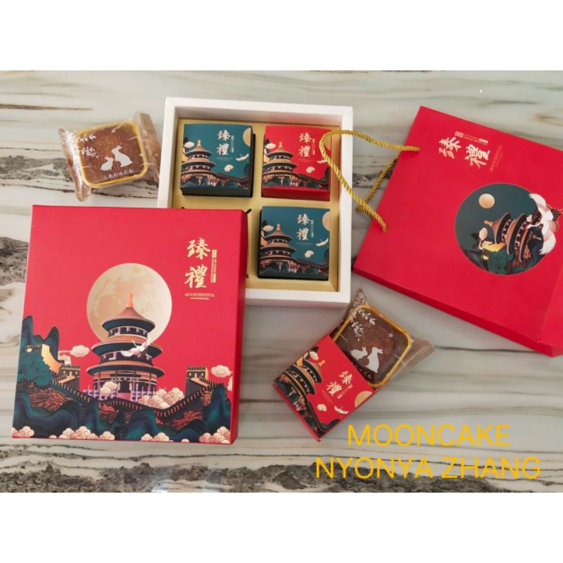 

Mooncake Premium Box Red isi 4 pcs polos