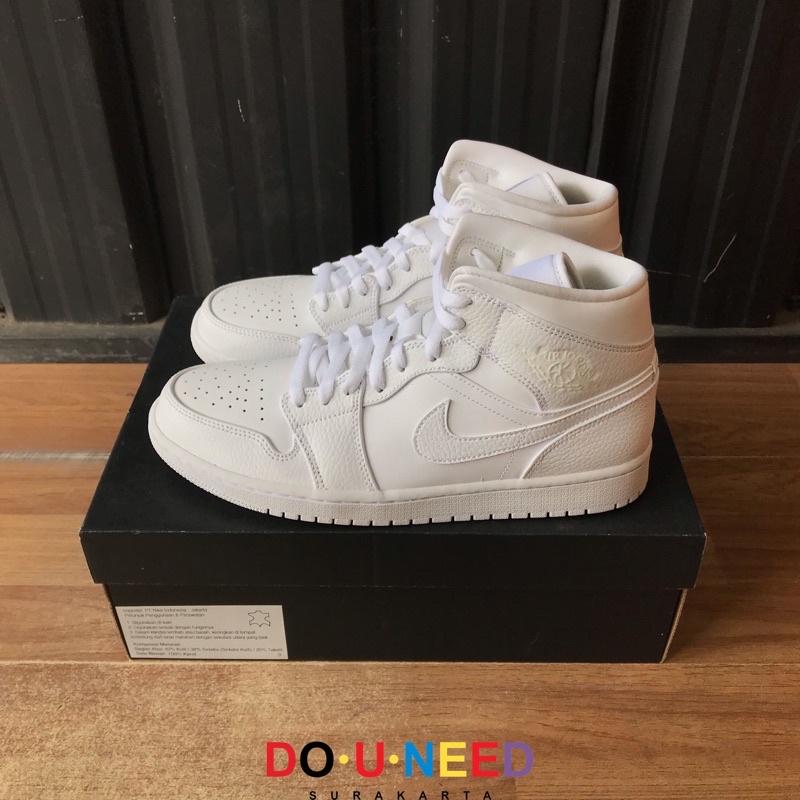 Nike Air Jordan 1 Mid Triple White