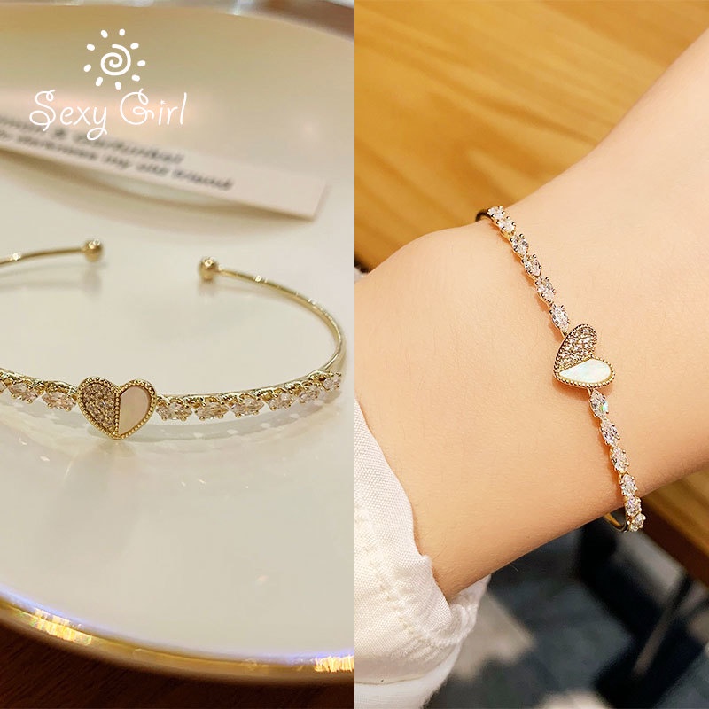 Gelang Model Terbuka Dapat Disesuaikan Desain Hati Aksen Berlian Gaya Korea Untuk Wanita