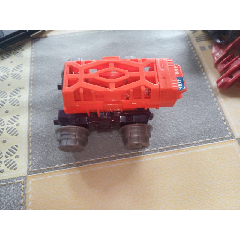 sasis crush gear bandai + wheel no ww