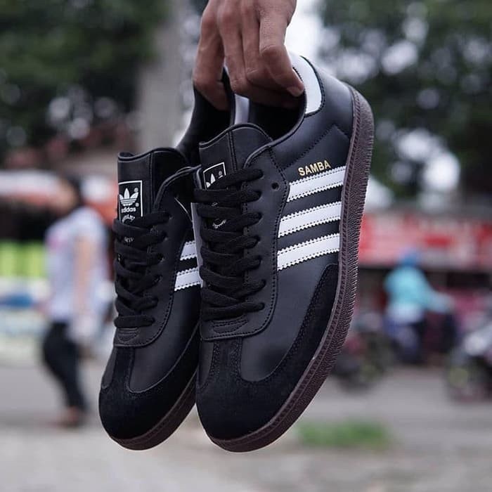 sepatu  casual  kets sneakers adidas  samba classic leather 