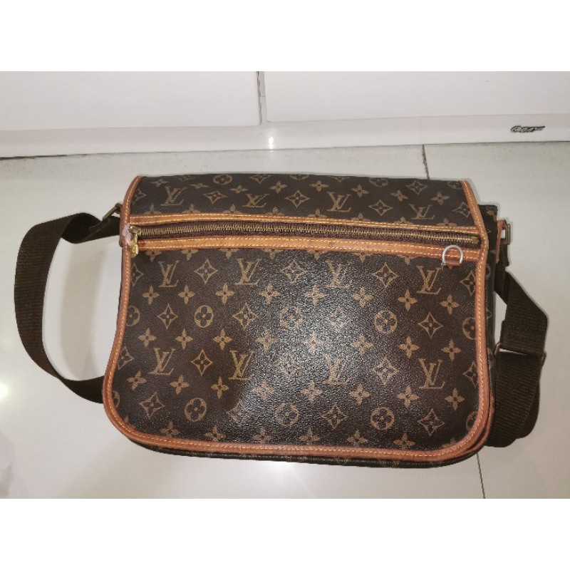 preloved tas selempang LV original authentic