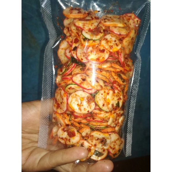 

seblak krupuk bawang kemasan standing fouch isi100grm