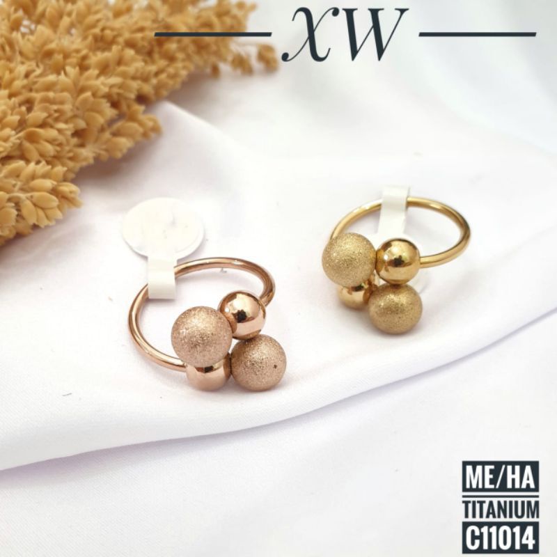 cincin Titanium bola pasir SW489878