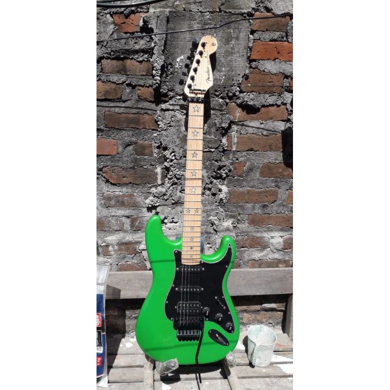 Gitar Elektrik Fender Stratocaster Richie Sambora Tremolo updown