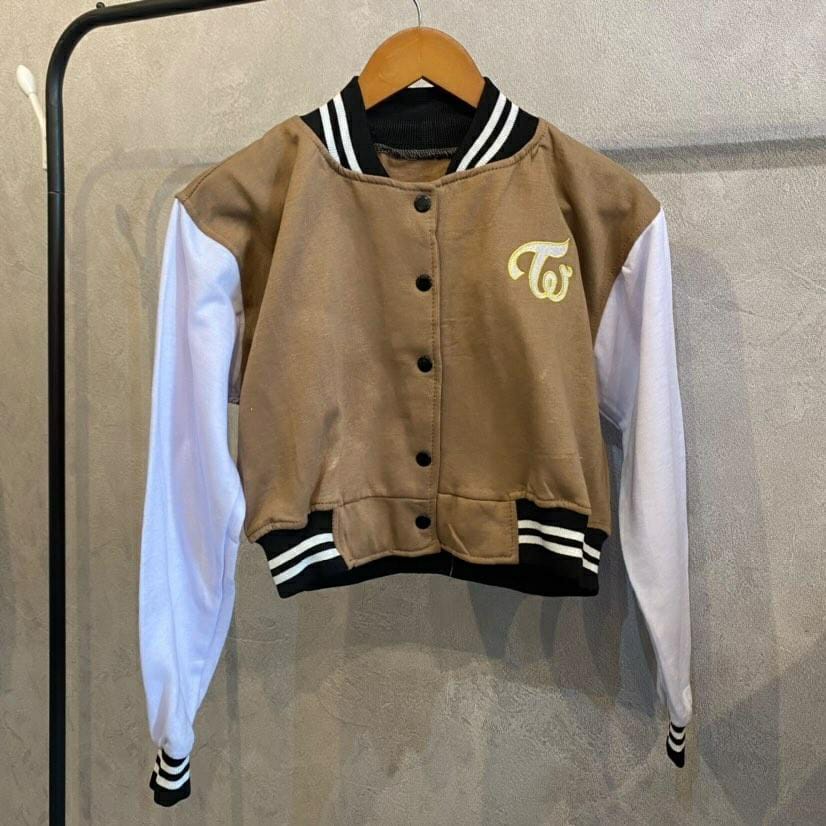 TW BOMBER Crop Jaket Wanita Varsity Crop Bordir Aplikasi