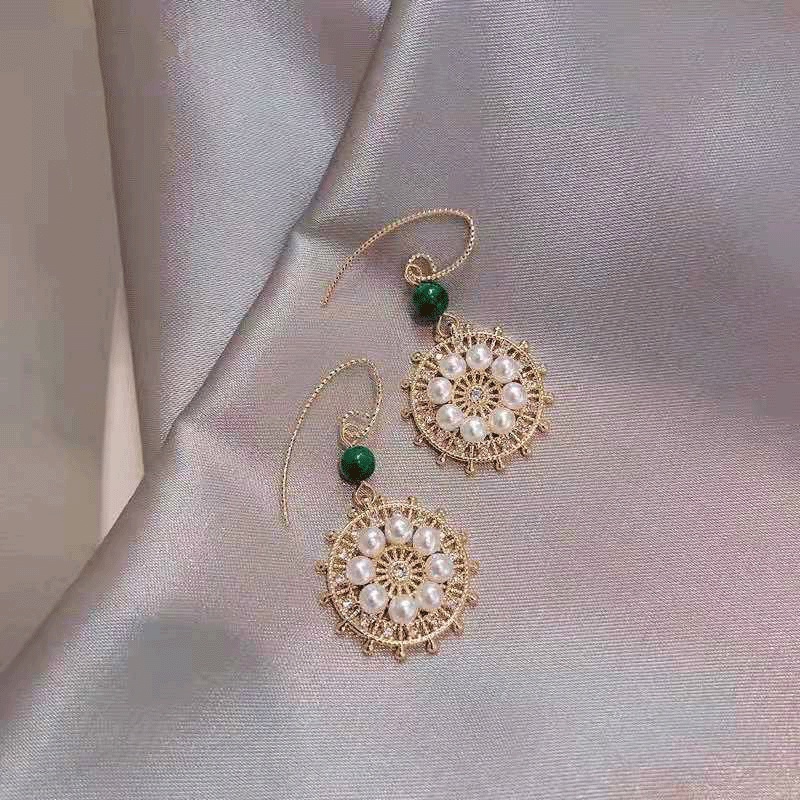 XiaoboACC Anting Kait Gantung Retro Hypoallergenic Desain Lingkaran Hias Zircon Mutiara Untuk Wanita