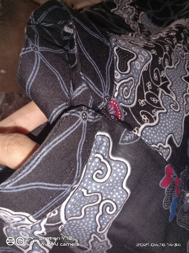 Gamis Batik Kombinasi Polos Gamis Wanita Terbaru 2021