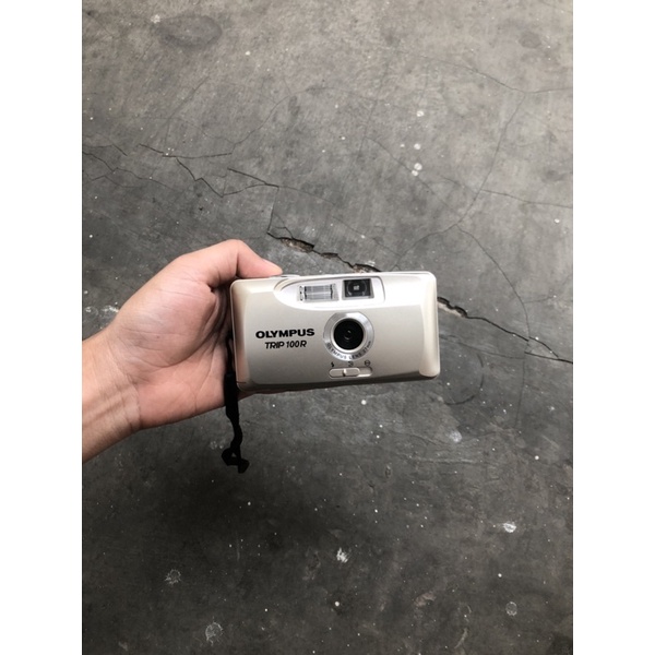 KAMERA ANALOG OLYMPUS TRIP 100R