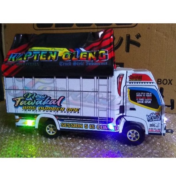 MINIATUR TRUK OLENG TAWAKAL 5