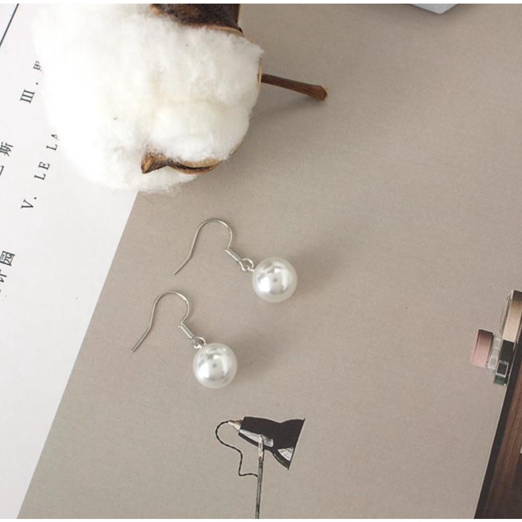 Anting Wanita Tusuk Korea Bentuk Hati Hias Kristal - Fashion Wanita Korea Aksesoris Murah AF004-3