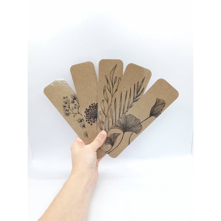 

Pembatas Buku Kraft Custom / Bookmark Kraft Custom Murah