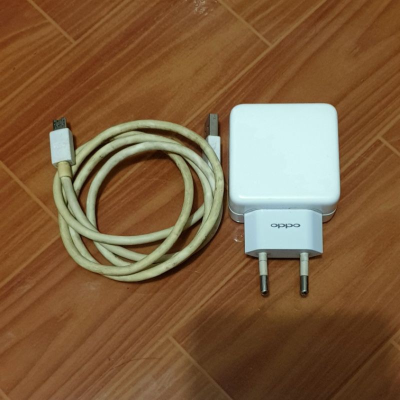 VooC Flash Fast Charging Charger ORIGINAL bawaan/copotan Oppo F11 20 Watt