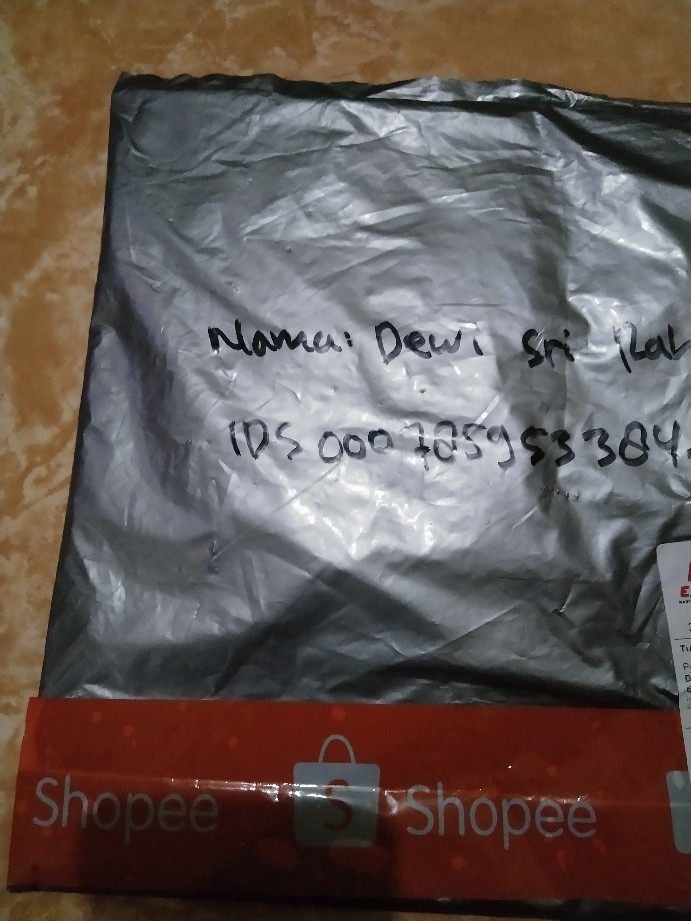 Maura Couple - Sania Ruffle Batik Couple