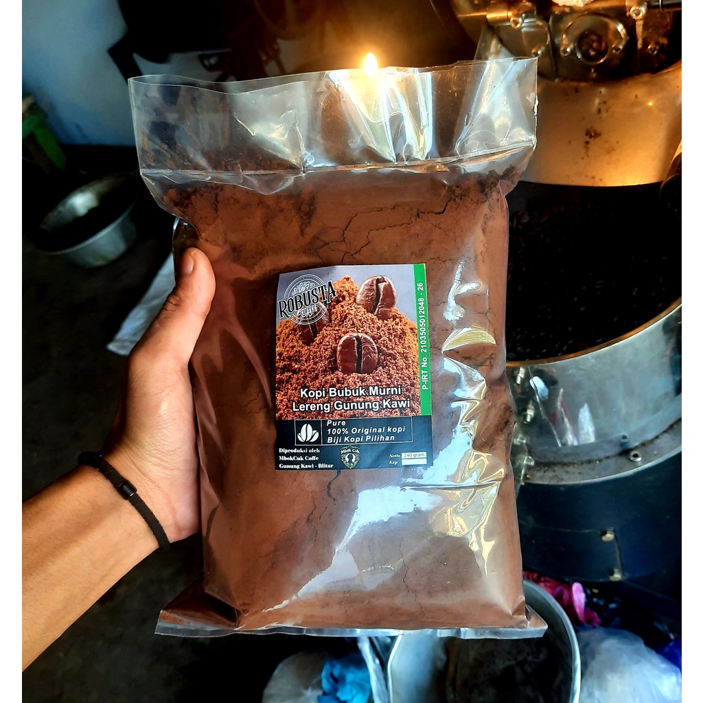 

Kopi bubuk kualitas premium kemasan 1kg kopi asli robusta khas blitar dari biji pilihan perkebunan lereng gunung kawi blitar kopi bubuk robusta murni tidak campuran