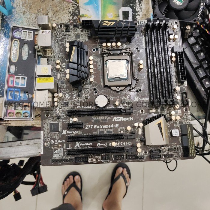 mainboard asrock z77m extreme 4 ddr3 procsesor core i7-3770s