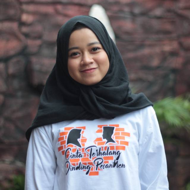 Kaos Santri Putri Cinta Terhalang Dinding Pesantren Shopee Indonesia