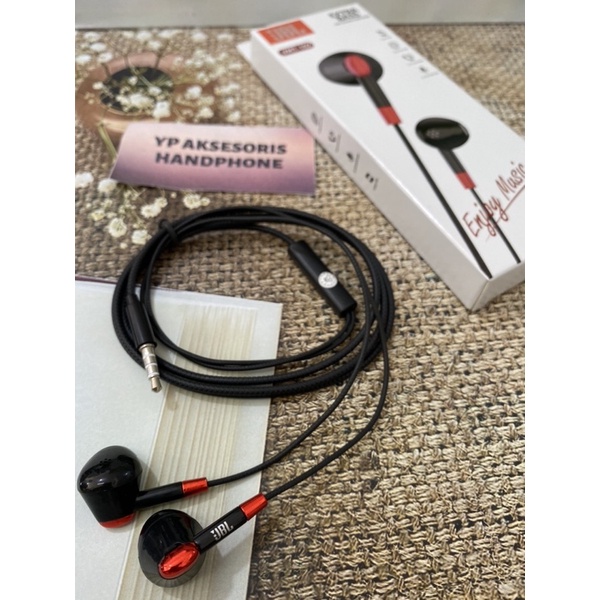 Handsfree Headset Earphone VMT-102 Extra Bass HF Universal + Mic