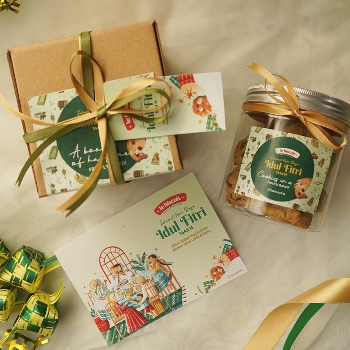 

le biscuit Parcel Hampers Lebaran Idul Fitri - 1 Jar Soft Cookies - BARU