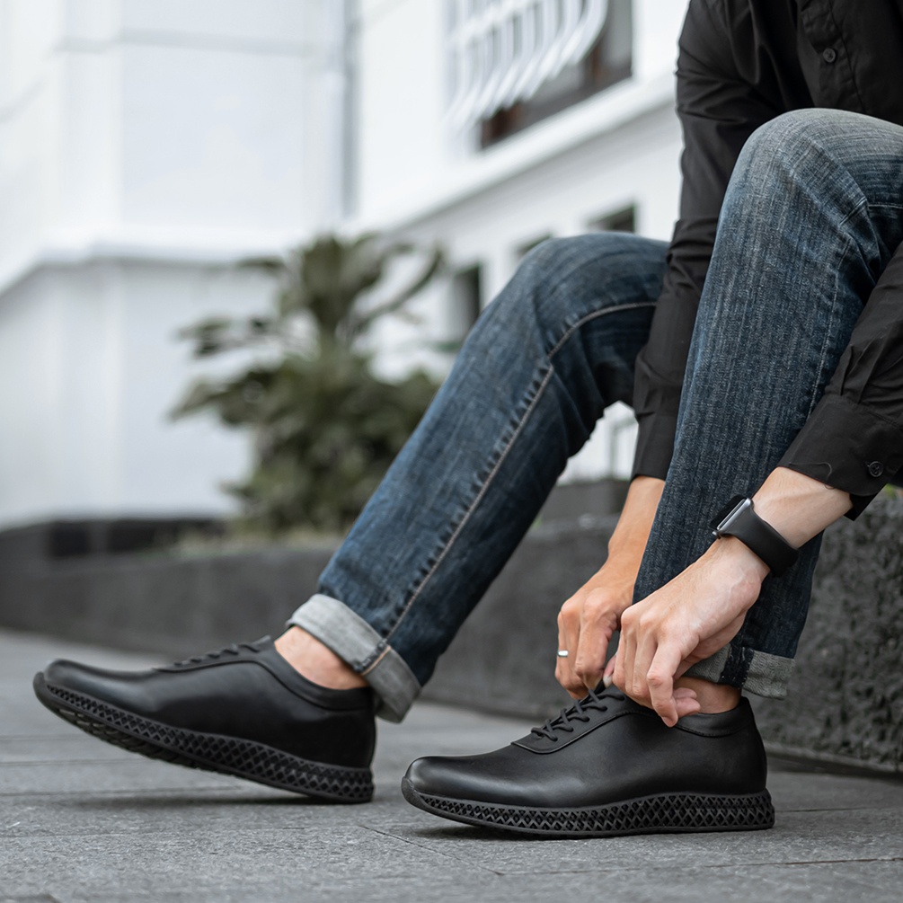 NEIL BLACK ORIGINAL x KENZIOS Sepatu Kulit Sapi Asli Full Hitam Pria Formal Pantofel Tali Kerja Kantor Dinas Resmi Guru Kantoran Pesta Undangan Wedding Kondangan Nikah Wisuda Kuliah Semi Casual Derby Oxford Genuine Leather Kenzio Footwear Keren Terbaru