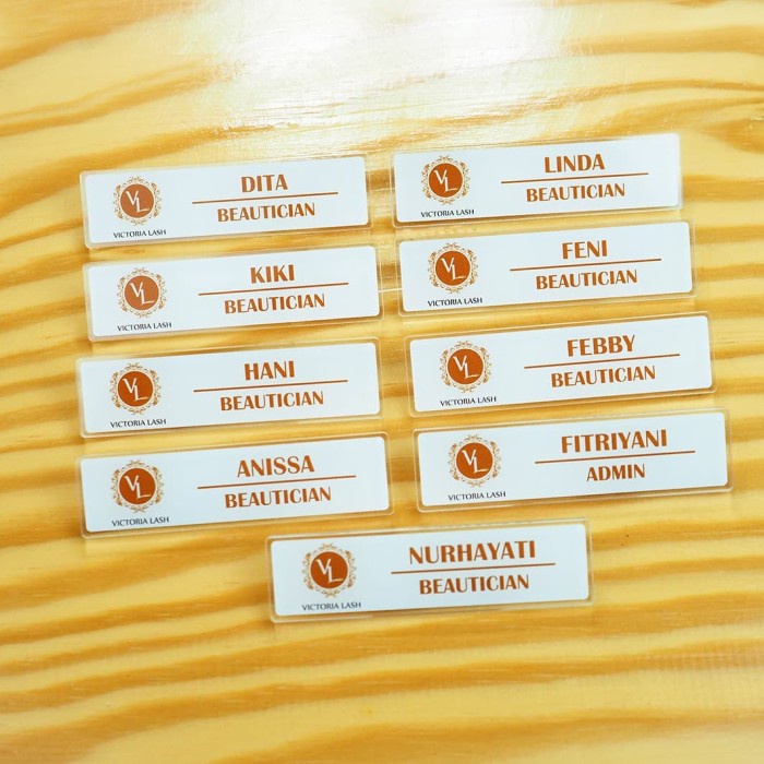 

Murah Pin Akrilik Pin Nama Name Tag Bisa Satuan 1 Hari Jadi Diskon