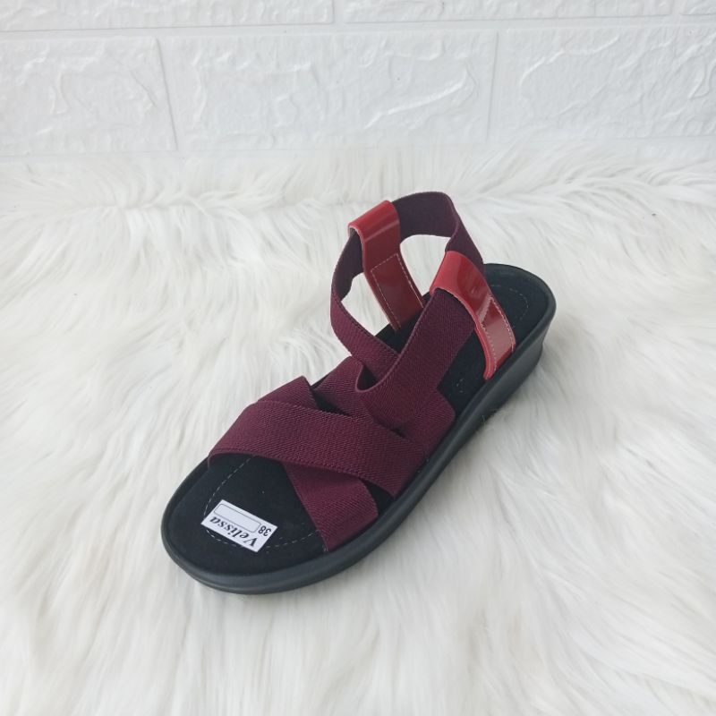 Sandal Wanita Tali Belakang Gladiator Karet Elastis Sandal Gunung Wanita