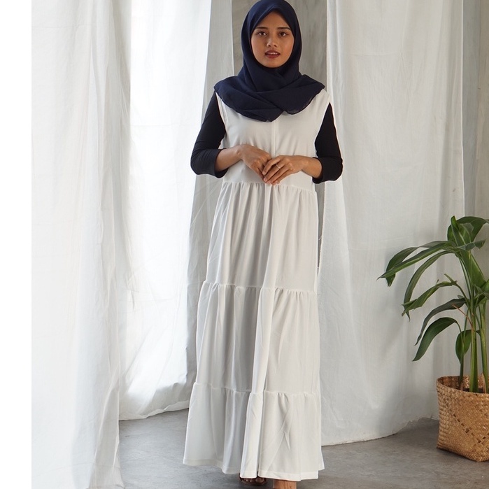 Gamis Wanita Lengan Panjang Fashion Muslim Devi Fit  L-XL Lingkar Dada 100cm Panjang 130cm-Inner Busui Putih