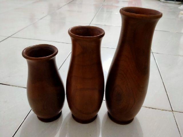 Vas Bunga Kayu Jati Kaki Polos Set 3 Pcs