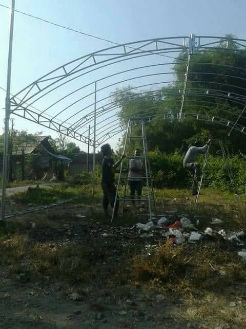 Rangka tenda pesta