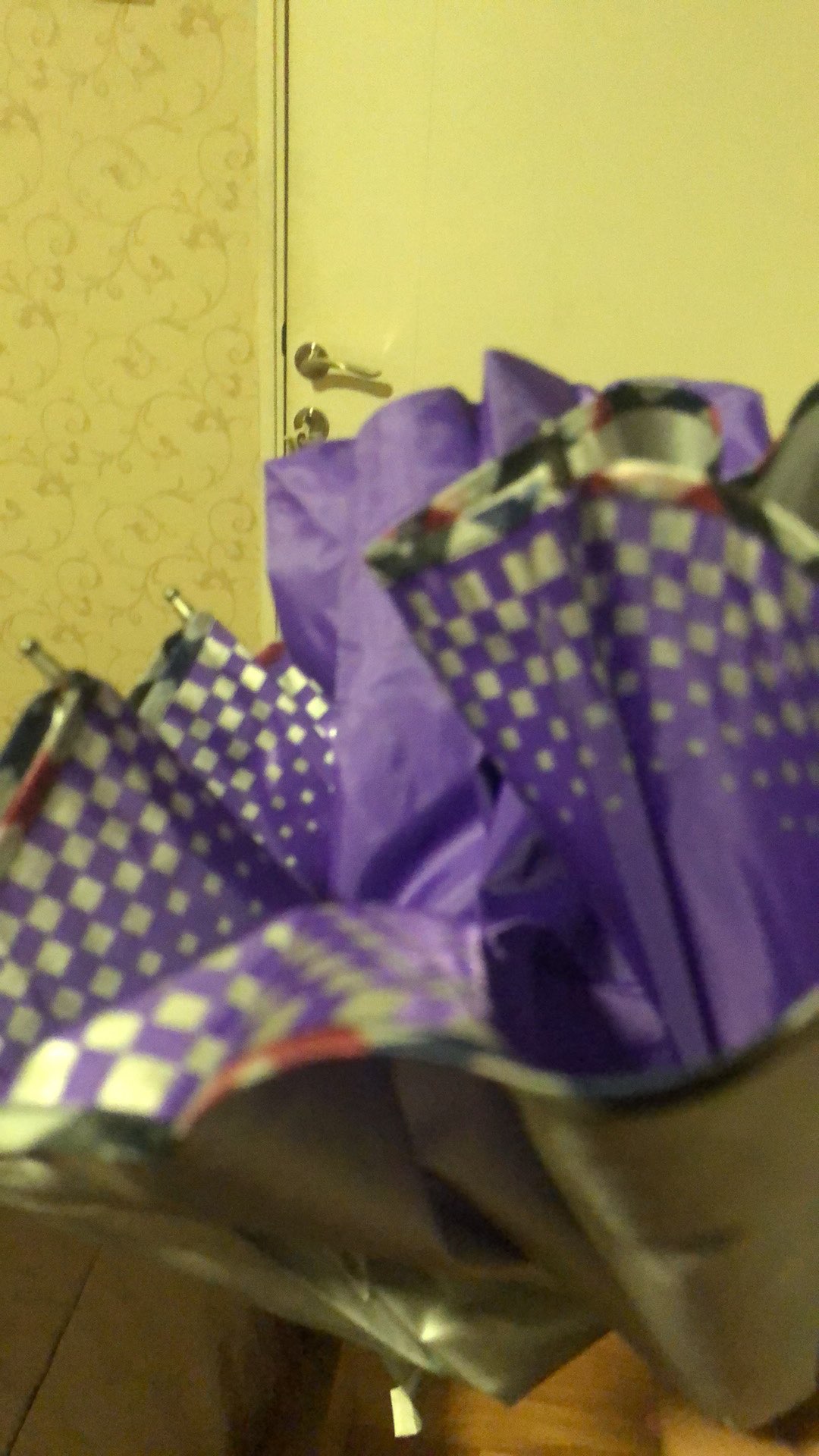 Payung Lipat 3 Super Jumbo 10 Jari 10r Kode Nf-351a Lapisan Silver / Nf-395 Lapisan Hitam