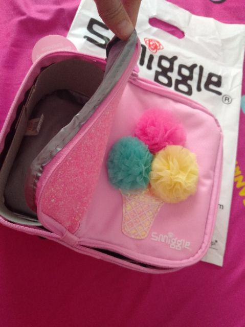 Lunchbox Smiggle / Kotak Bekal Smiggle Stylin - 100% Original