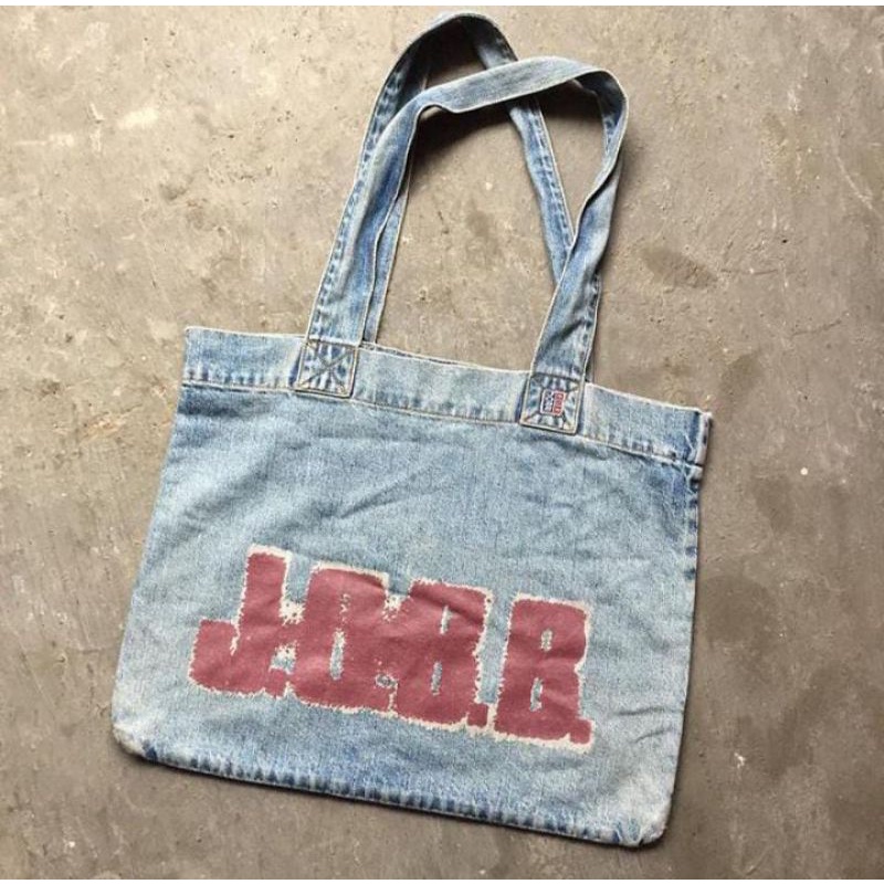 JOBB sling bag