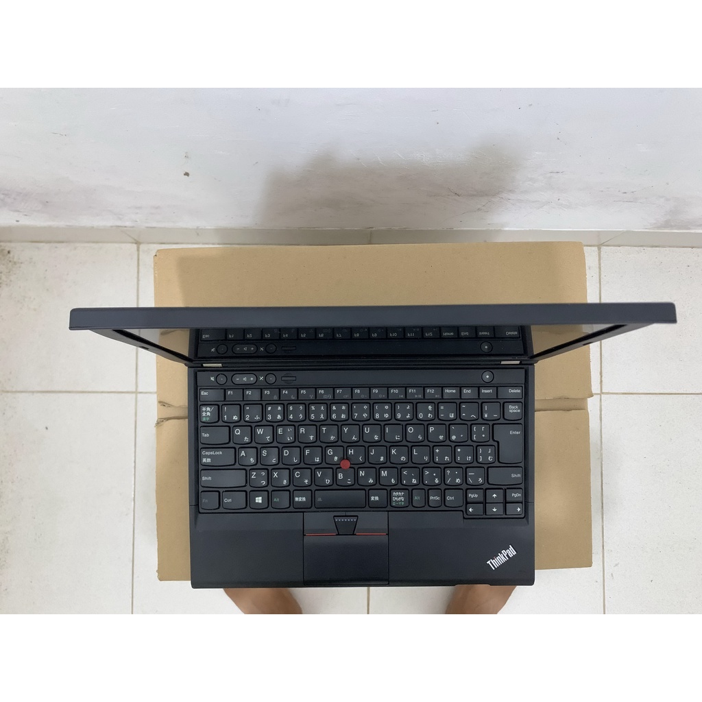 Laptop-Murah-Lenovo Thinkpad-X230i-Corei3Gen3-Ram4G-SSD128GB-Kamera-DVD-Design-Gaming-Win10-Siap Pakai