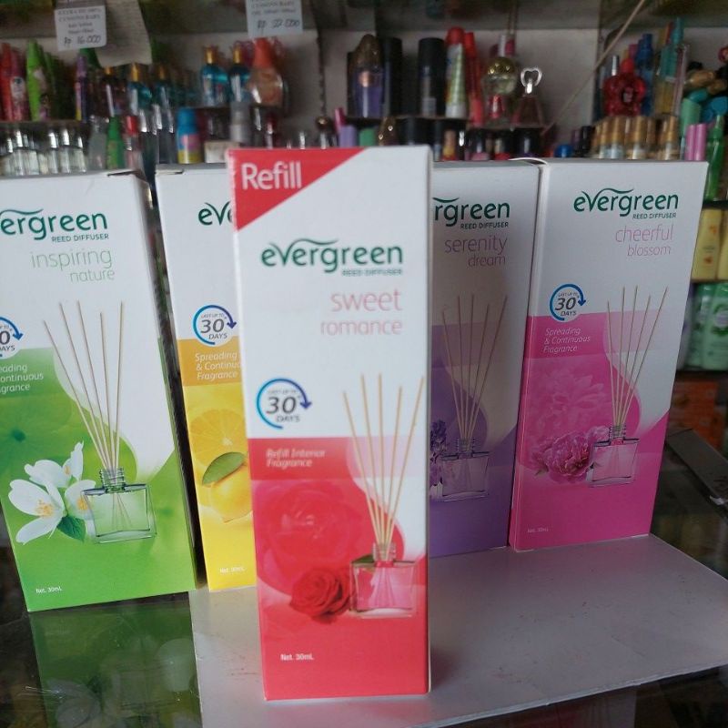 Evergreen Reed Diffuser 30ml-Sweet romance(merah)