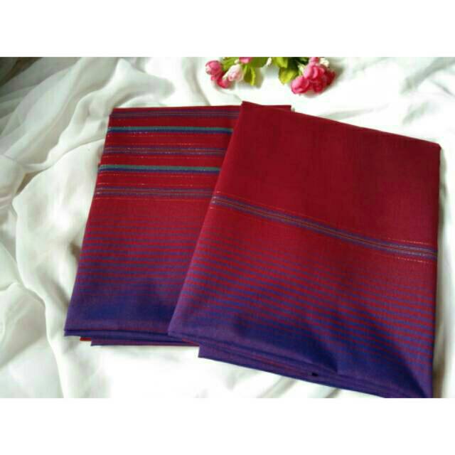 Kain Tenun Khas Jembatan Merah Silungkang Warna Merah