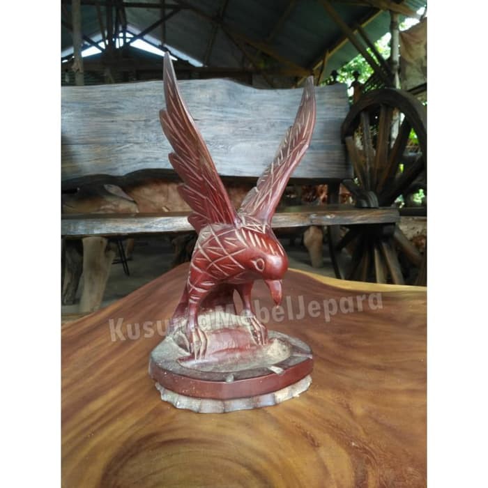 Asbak Rokok Model Elang Kayu Jati (Tinggi 21cm)