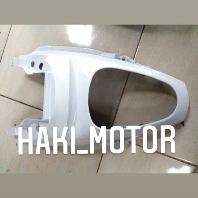 COVER LAMPU BELAKANG/DUDUKAN LAMPU BELAKANG SCOOPY KARBU