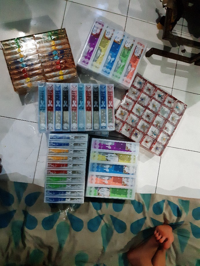 Isi 100pcs Souvenir Pernikahan Tatakan Gelas Box Mika