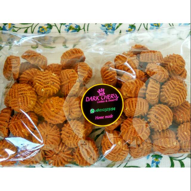 

Kue Kaak premium cookies arab Cinnamon cookies kue kering kuker premium Halal