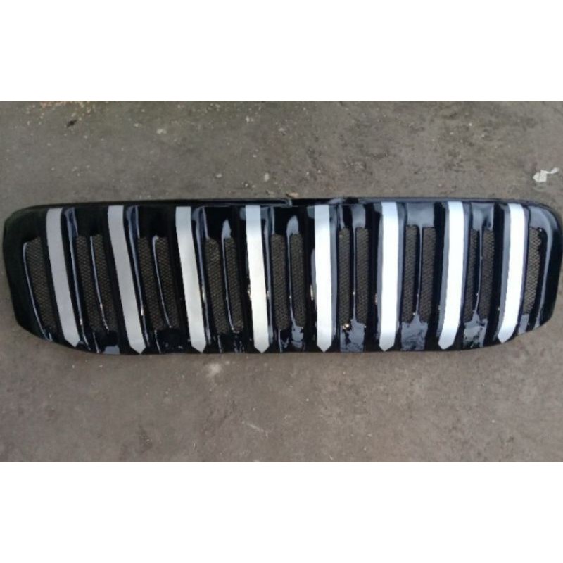 grill ford everest dan ranger 2004-2006