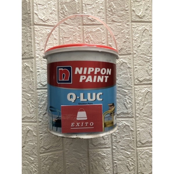 Cat Tembok QLUC / Q-LUC 5 Kg Hitam Putih Warna Nippon Paint Emulsion Paint