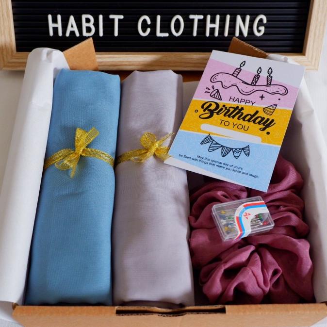 

Best Product!!! Hampers Termurah Kado Gift Box Hijab Hadiah Ulang Tahun Wisuda - Paling Dicari