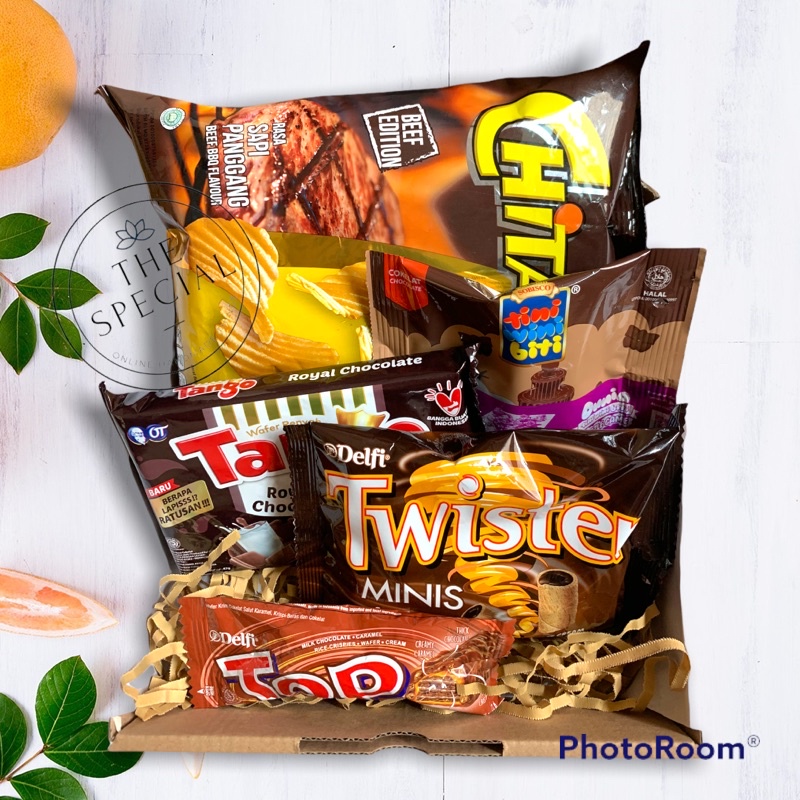 

SNACK BOX / SNACK HAMPERS / SNACK GIFT BOX WISUDA ULANG TAHUN BIRTHDAY / GIFT BOX / SNACK GIFT BROWN COKLAT
