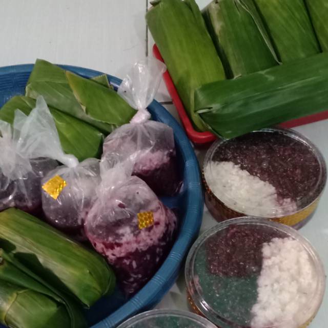 

Tapeuli kuliner makanan khas Betawi.Enak,sehat,dan halal.HARUS PO DULU YA GUYS.TIDAK BISA DADAKAN!!!