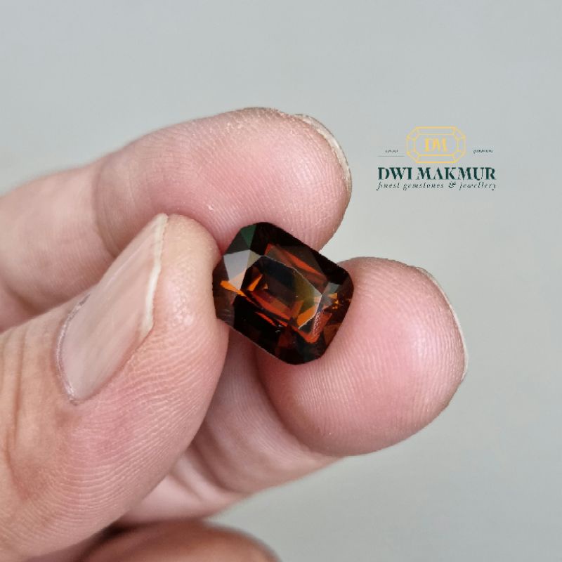 CGL Certified Rare,Clean,NTE 5.71 Cts DRAVITE TOURMALINE