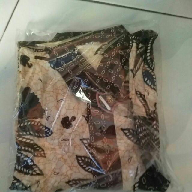 Kemeja Batik Pria Size M L Xl Xxl Dan 5l
