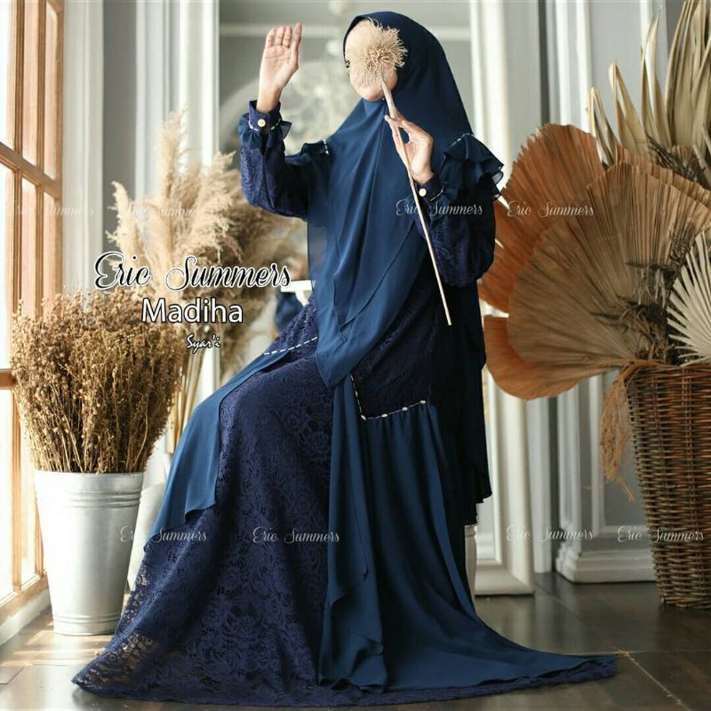 MADIHA SYARI BY ERIC SUMMERS