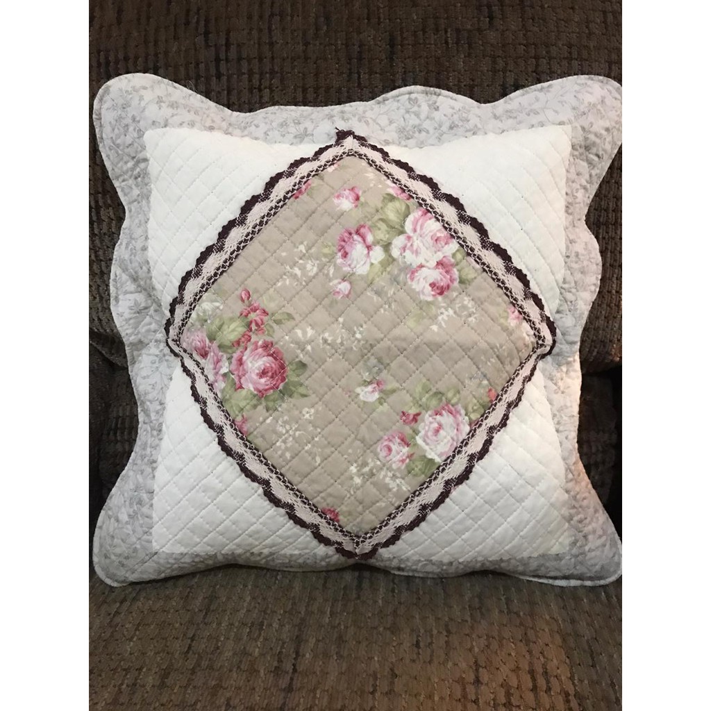 Sarung Bantal 45x45cm Shabby Quilting